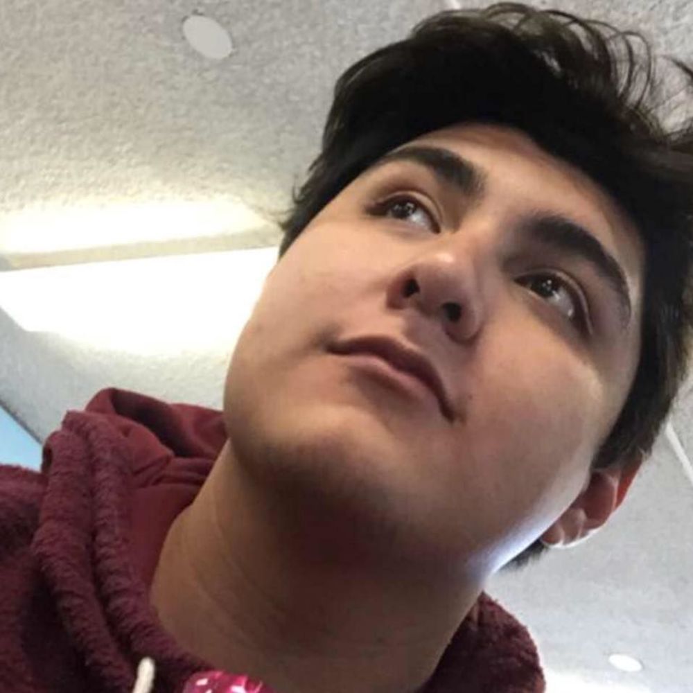 Meet your Posher, Diego